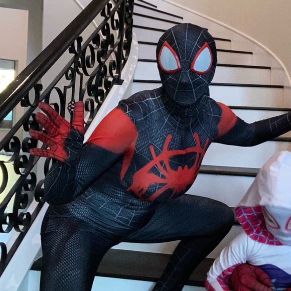 Martin Black Haloween Costume - Picture 1 of 3